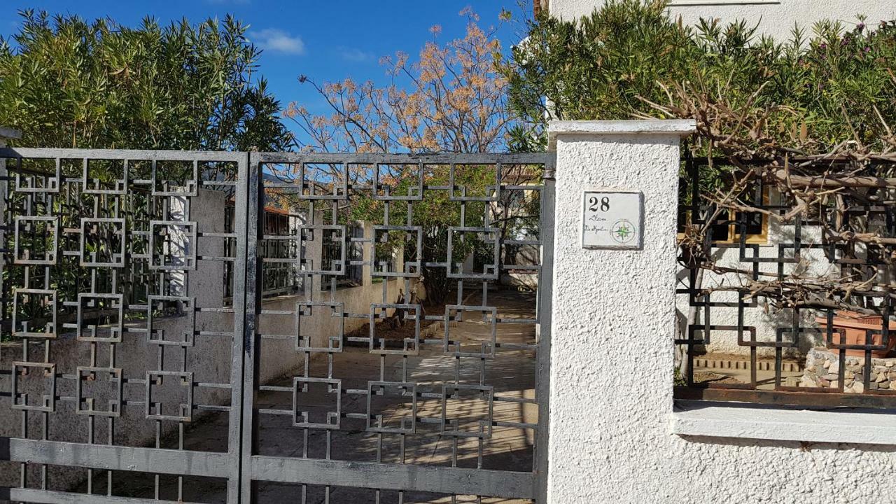 Villa Sul Mare A Chia Domus De Maria Zewnętrze zdjęcie