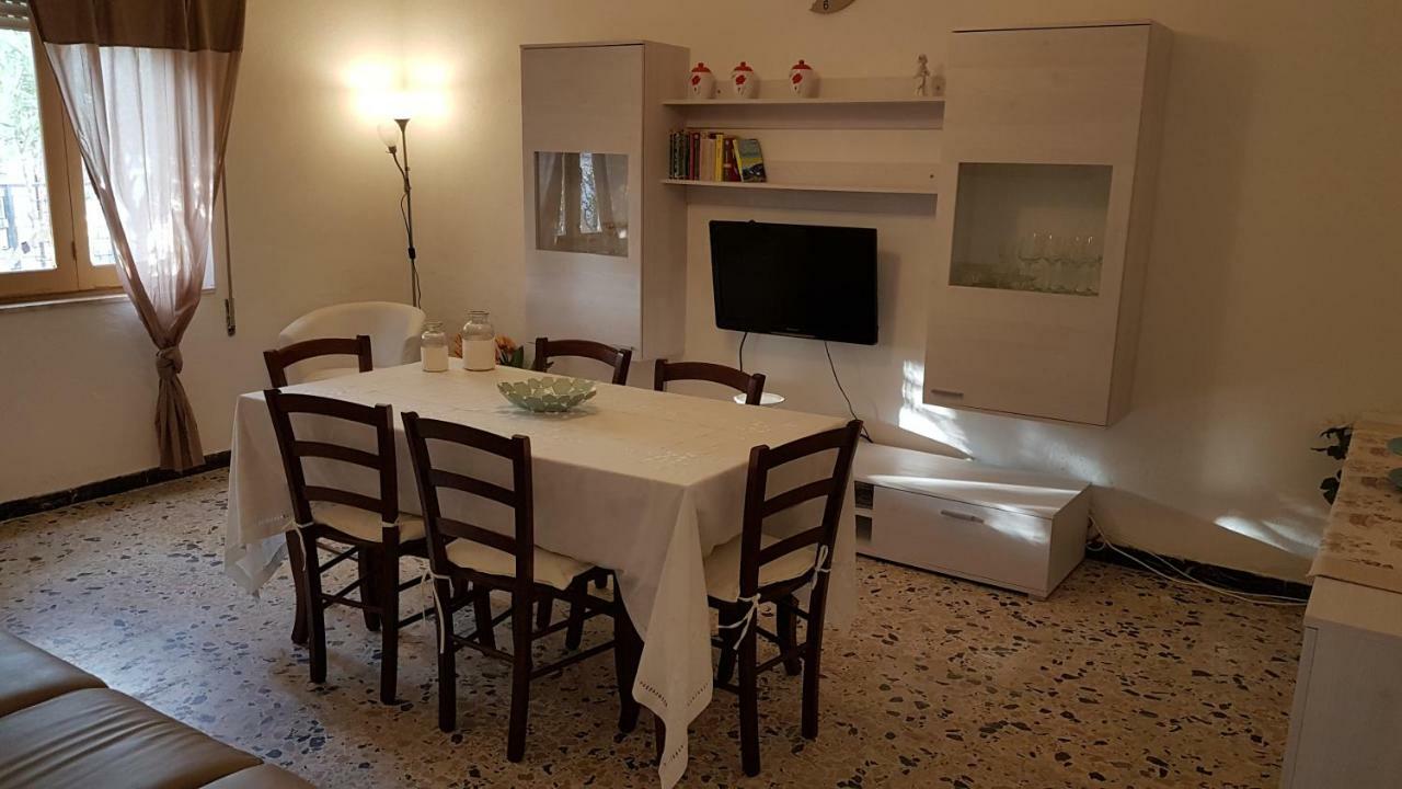 Villa Sul Mare A Chia Domus De Maria Zewnętrze zdjęcie