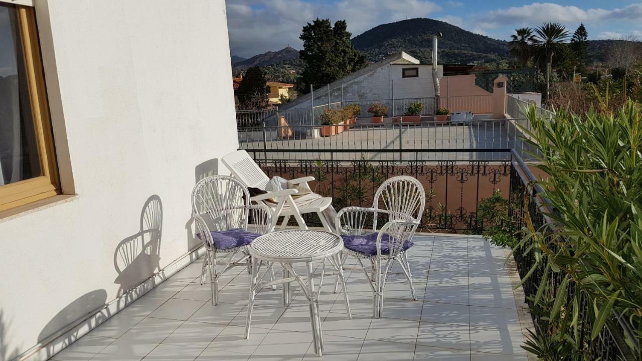 Villa Sul Mare A Chia Domus De Maria Zewnętrze zdjęcie
