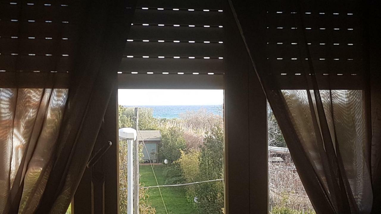 Villa Sul Mare A Chia Domus De Maria Zewnętrze zdjęcie
